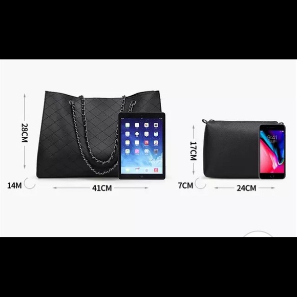 Beautiful black leather bag with chain straps - Picture 5 of 5